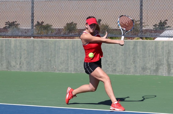 Women's Tennis Tops Antelope Valley