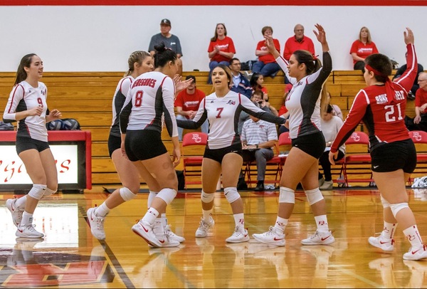 Women's Volleyball brought home a host of post-season awards after their 2018 season in which they went 23-1.